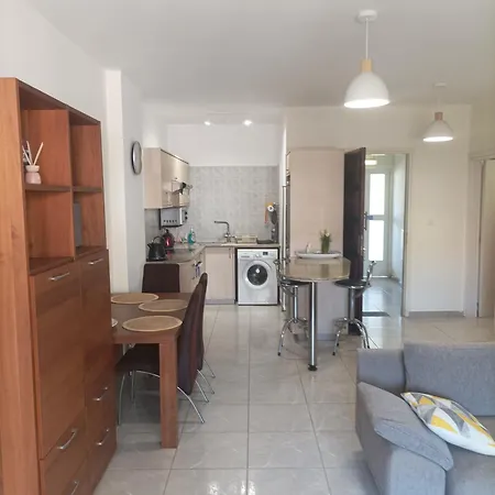 Apartament Queens Garden By Kings Mall